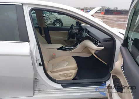 2019 Toyota Camry Xle из США, поврежденный, VIN 4T1B11HK0KU841129